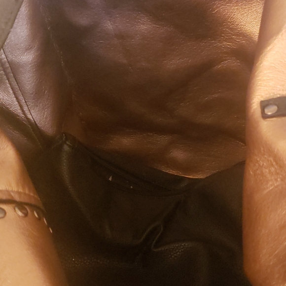 Bag - Picture 2 of 6